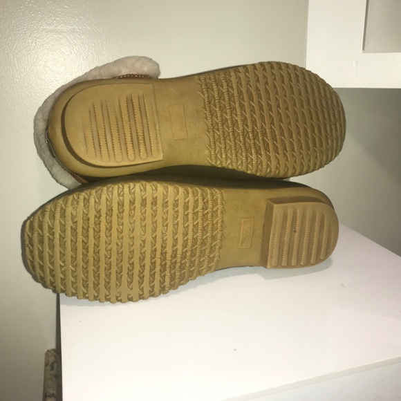 Tory Burch “Abbott” shearling snow/rain duck boots - Picture 11 of 16